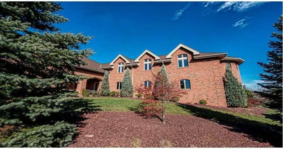 3937 Lewis Ave, Long Beach, Los Angeles, California 90807, 5 Bedrooms Bedrooms, ,6 BathroomsBathrooms,Residential,For sale,Lewis Ave,U7571030