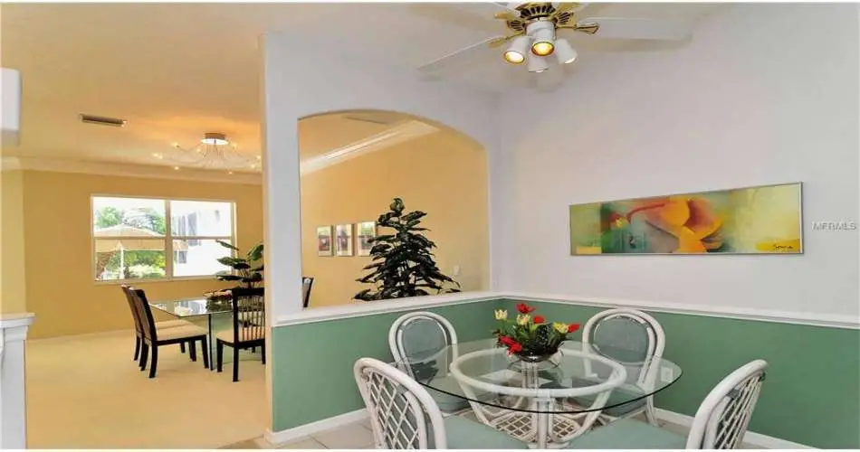 2718 Starfall Dr, La Crescenta, Los Angeles, California, United States 91214, 2 Bedrooms Bedrooms, 5 Rooms Rooms,2 BathroomsBathrooms,Rental,For Rent,Starfall Dr,A3955939