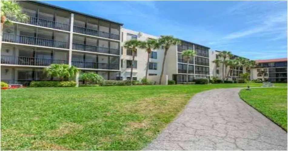 1975, West Hollywood, California 90069, 2 Bedrooms Bedrooms, 3 Rooms Rooms,1 BathroomBathrooms,Rental,For Rent,A3957313