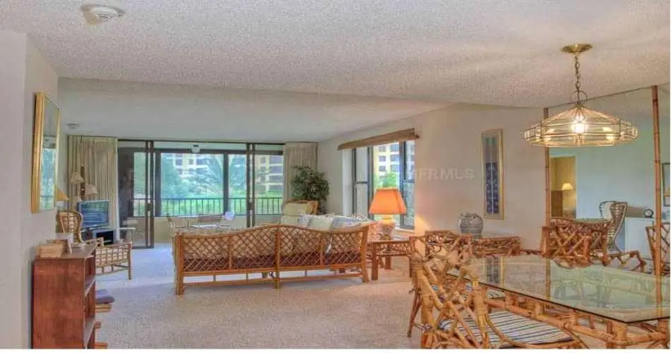 Realtyna, 4825 Weik Ave, Bell, Los Angeles, California, United States 90201, 2 Bedrooms Bedrooms, 5 Rooms Rooms,2 BathroomsBathrooms,Rental,For Rent,Weik Ave,A3964261