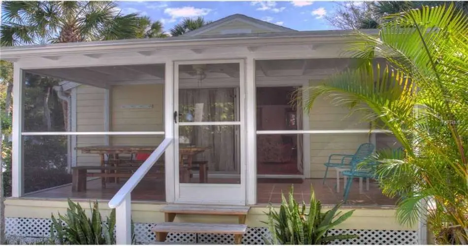 717 N Soldano Ave, Azusa, California 91702, 2 Bedrooms Bedrooms, ,1 BathroomBathrooms,Rental,For Rent,N Soldano Ave,A3993189