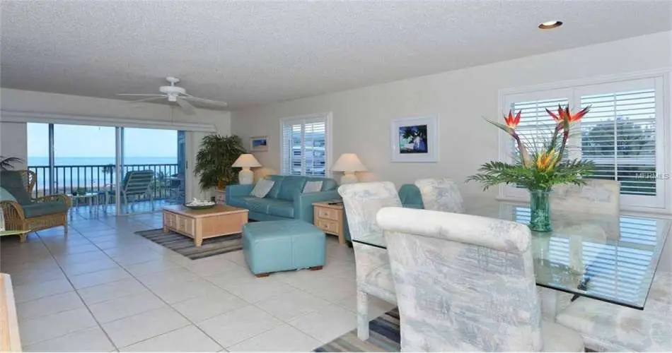 11576 Hamlin St, North Hollywood, California 91606, 2 Bedrooms Bedrooms, 6 Rooms Rooms,2 BathroomsBathrooms,Rental,For Rent,Hamlin St,A3993251