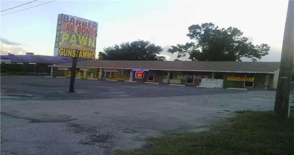 11707 Clarkman St, Santa Fe Springs, Los Angeles, California 90670, 32 Bedrooms Bedrooms, ,3 BathroomsBathrooms,Commercial,For sale,Clarkman St,D5796782