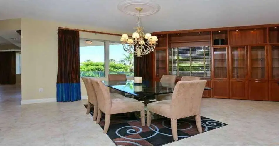 240 S Wetherly Dr, Beverly Hills, Los Angeles, California 90211, 2 Bedrooms Bedrooms, 2 Rooms Rooms,2 BathroomsBathrooms,Residential,For sale,S Wetherly Dr,A3978317