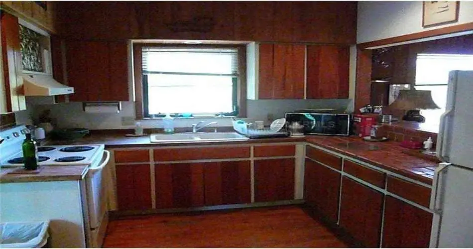 3636 Summerset Pl, Inglewood, Los Angeles, California 90305, 2 Bedrooms Bedrooms, ,1 BathroomBathrooms,Residential,For sale,Summerset Pl,D5791906