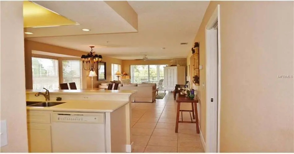 10609 Nevada Ave, Chatsworth, California 91311, 2 Bedrooms Bedrooms, ,2 BathroomsBathrooms,Residential,For sale,Nevada Ave,R4599905