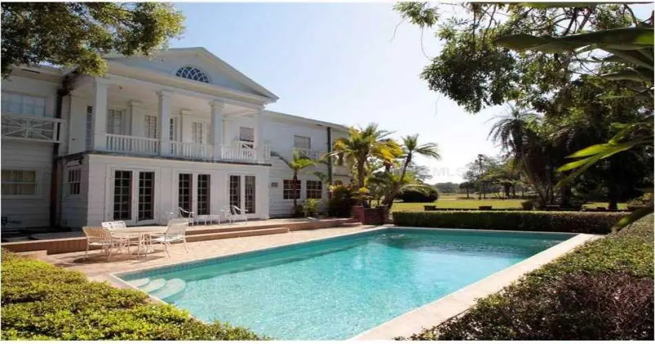 15348 Wiemer Ave, Paramount, California 90723, 5 Bedrooms Bedrooms, ,4 BathroomsBathrooms,Residential,For sale,Wiemer Ave,U7576772