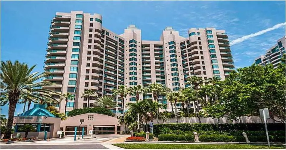 426 S Los Robles Ave, Pasadena, Los Angeles, California, United States 91101, 4 Bedrooms Bedrooms, ,3 BathroomsBathrooms,Residential,For sale,S Los Robles Ave,W7529897