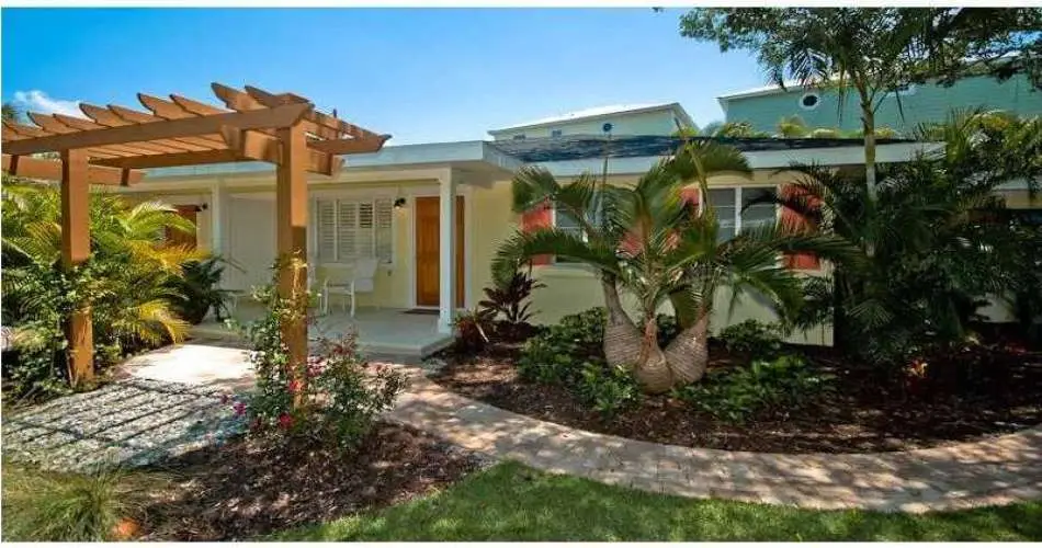 Sylmar, Los Angeles, California, United States 91392, 4 Bedrooms Bedrooms, ,2 BathroomsBathrooms,Income,For sale,M5841516