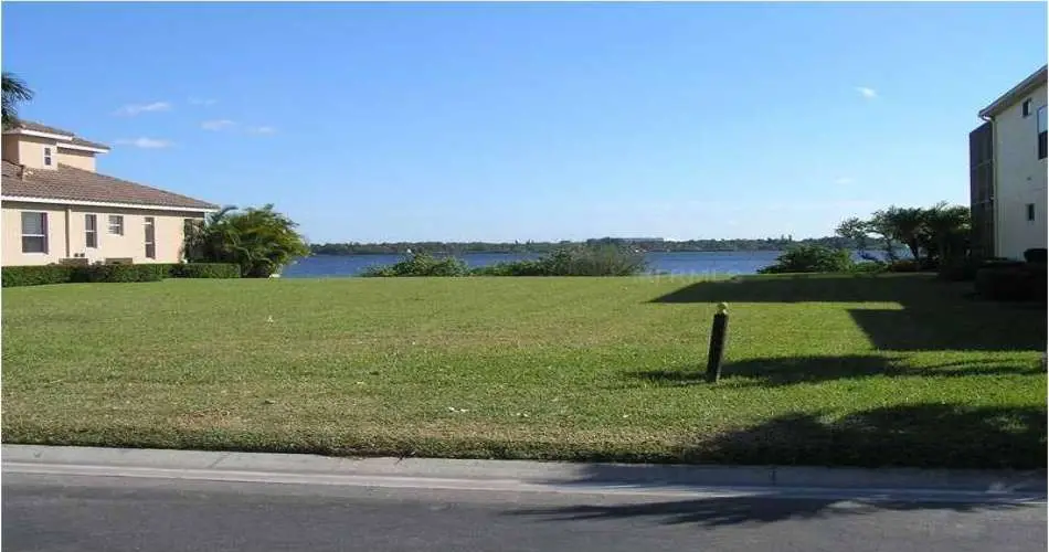 1732 W 45th St, Los Angeles, Los Angeles, California, United States 90062, ,Vacant land,For sale,W 45th St,M5832856